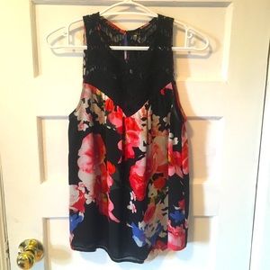 Guess floral sleeveless blouse